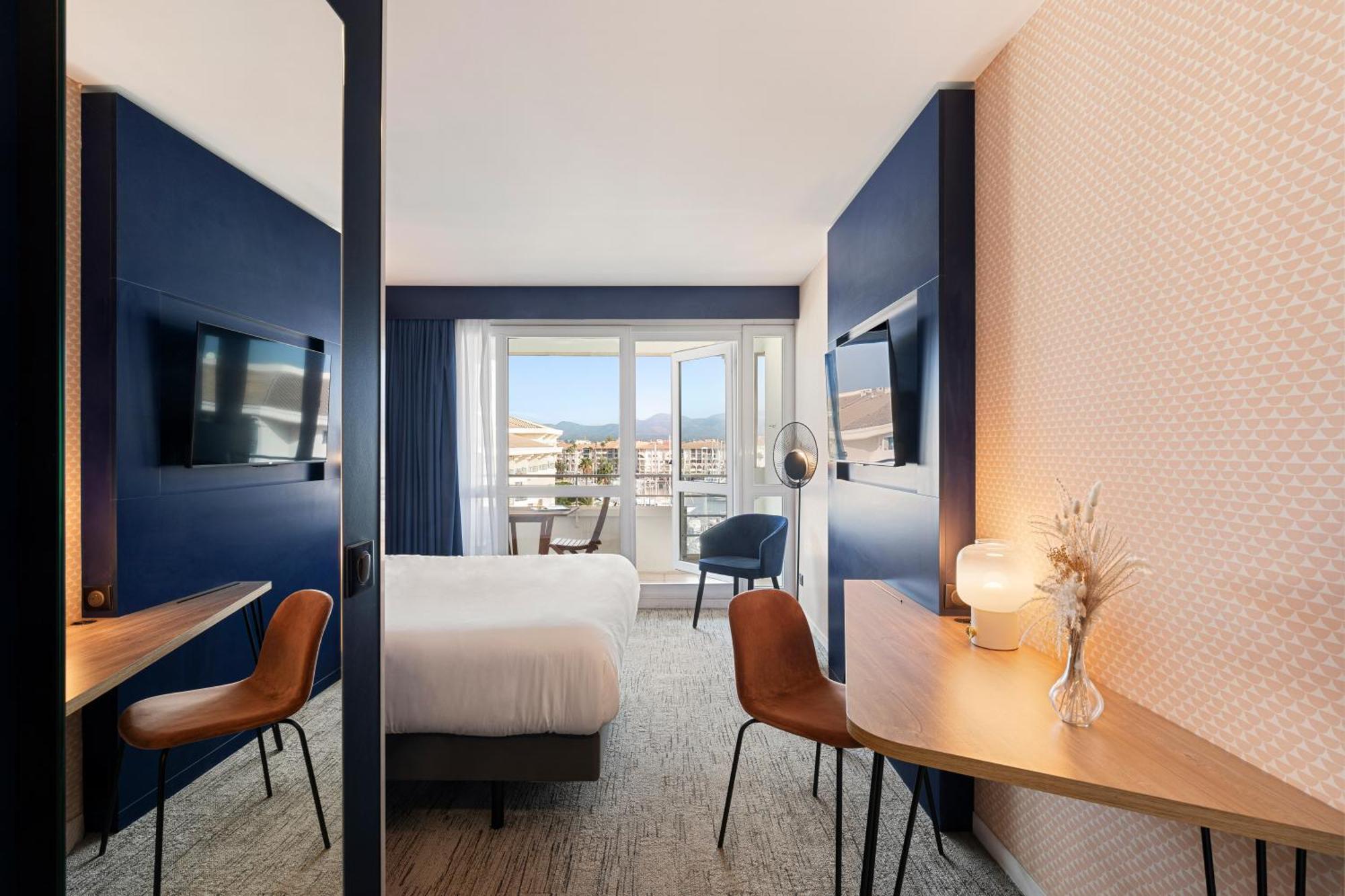 Mercure Thalasso & Spa Port Frejus Ngoại thất bức ảnh