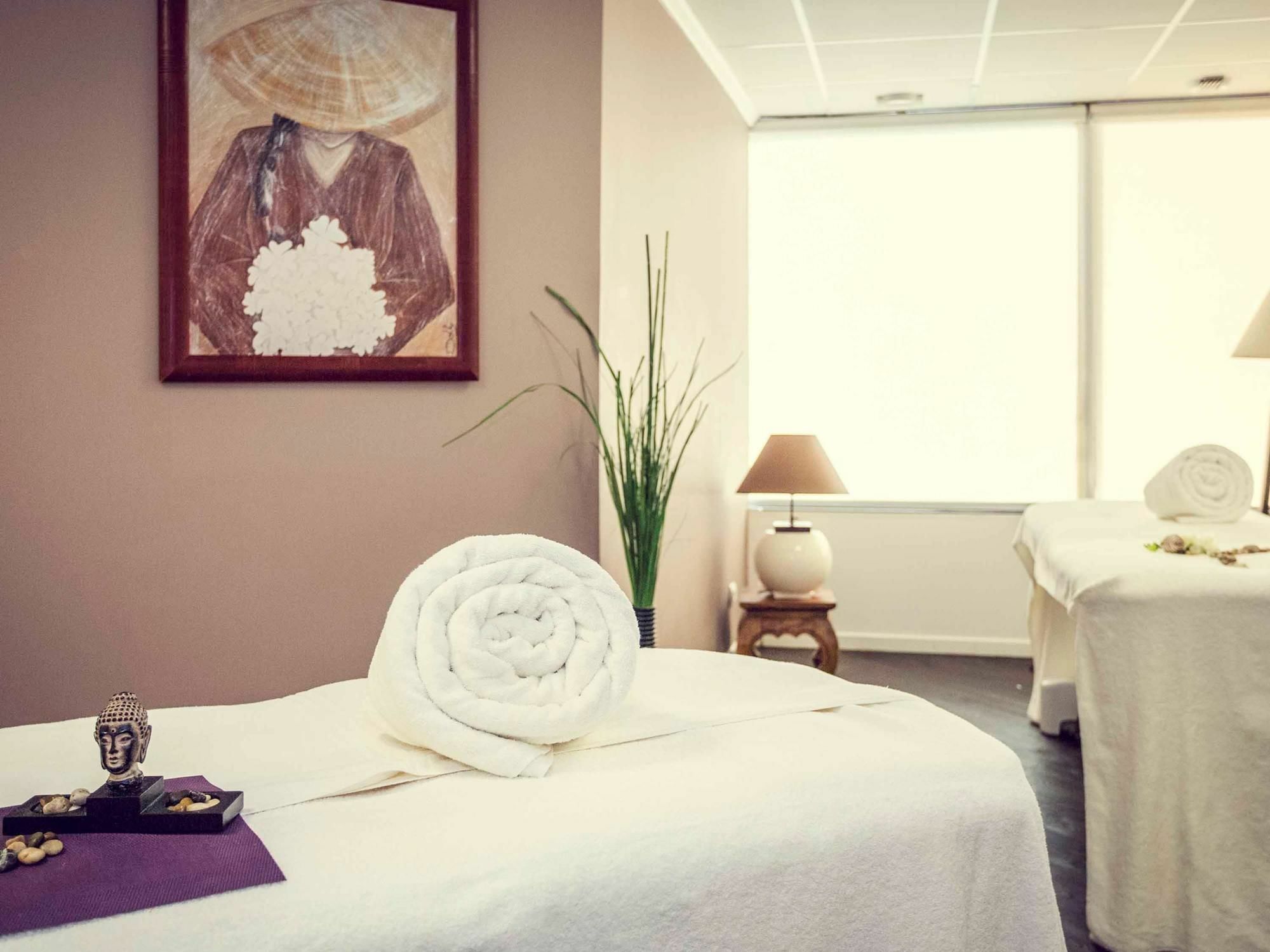 Mercure Thalasso & Spa Port Frejus Ngoại thất bức ảnh