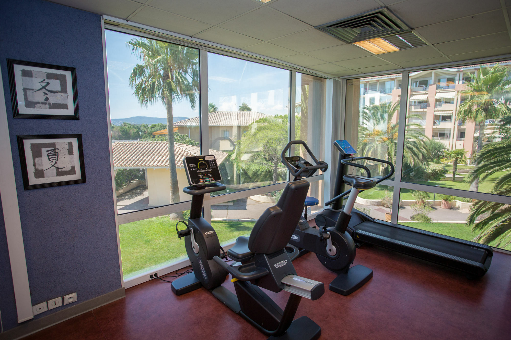 Mercure Thalasso & Spa Port Frejus Ngoại thất bức ảnh